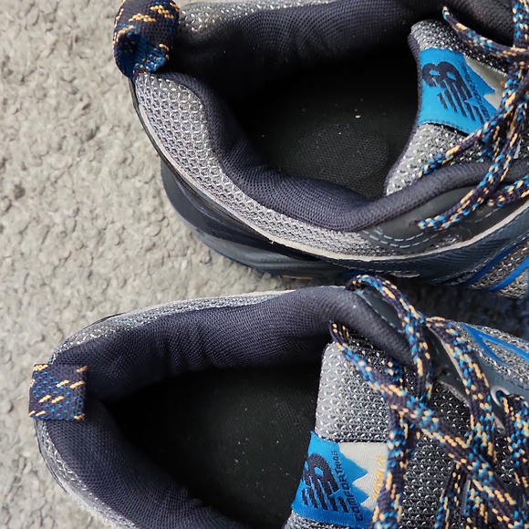 NEW BALANCE 481v3 MEN'S TRAIL RUNNING SNEAKERS WIDE WIDTH SIZE 10 - Picture 10 of 11